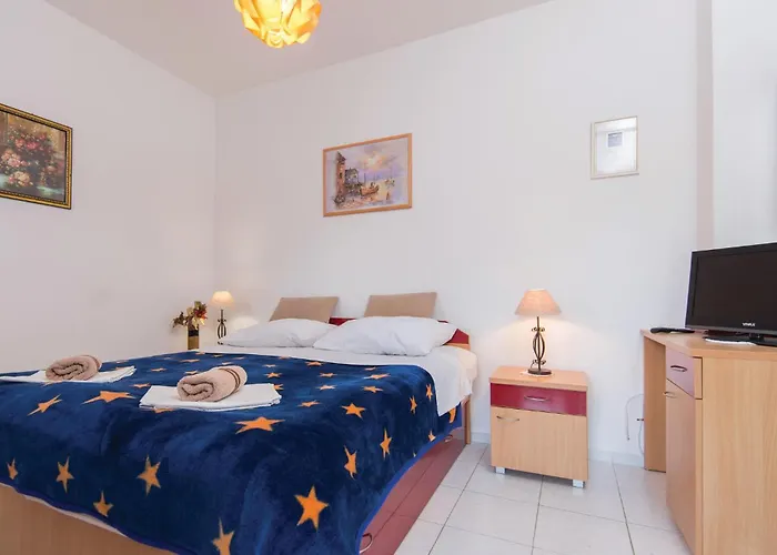 1 Bedroom Awesome In Apartment Žuljana